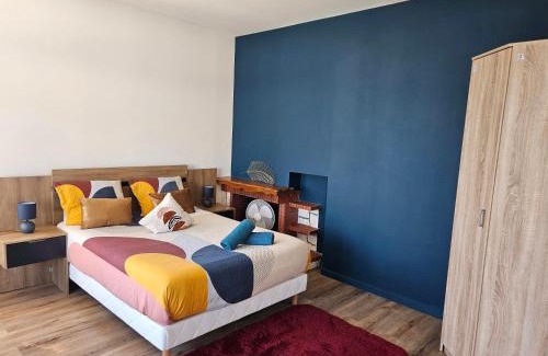 La Courade Bed & Breakfast | Welcoming Maison with Parking & Family-Friendly Amenities