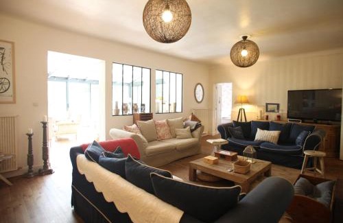 Aureilhan House | Maison spacieuse près du lac avec piscine privée, idéal pour 16 personnes - FR-1-50-145
