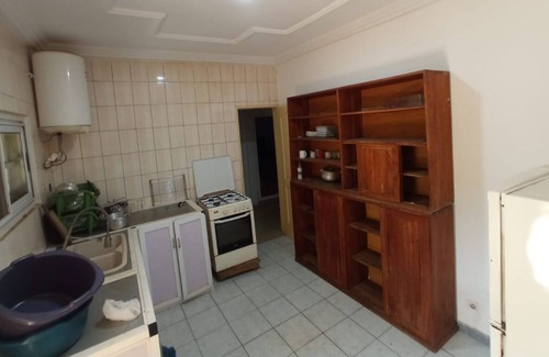 Lome House | Convenient Maison Standing Near Airport for Family Stays