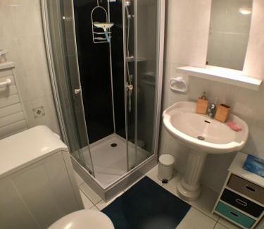 Saint-Paul-les-Dax House | Pet Friendly Maison T2: 4-Star Stay by Lac de Christus