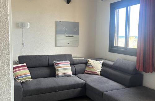 Port Leucate Villa | Maison T2: Beachside Retreat with Private Parking & Amenities