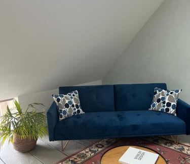Meursault Bed & Breakfast | Experience Oceanfront Bliss at Maison Tassigny Hotel