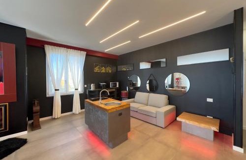 Borgo Trento House | Modern Maison Temple with Kitchen Amenities for Your Stay