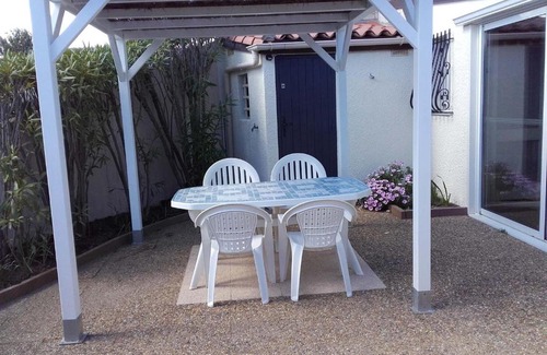 Torreilles-Plage House | Maison Torreilles: Cozy Retreat for Families and Pets