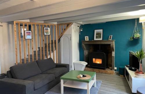 Gerzat House | Pet-Friendly Maison toute équipée Gerzat with Family Amenities