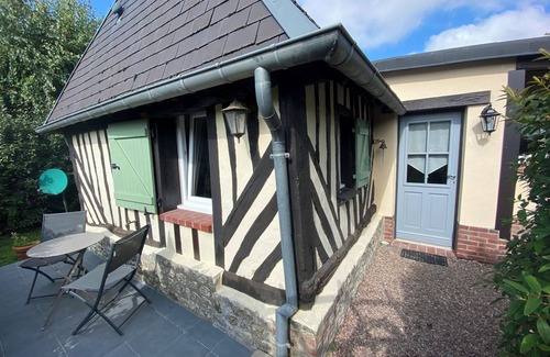 Houlgate House | Serene Retreat with Garden and Family-Friendly Amenities