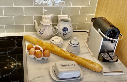 Quievrechain House | Discover Maison Trianon 1928: Top-Rated Pet-Friendly Retreat
