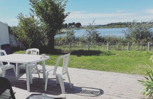 Ile-Tudy House | Ocean View Maison Typenarch Steps from the Beach