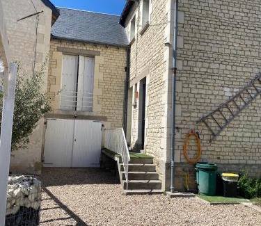 Maille House | Inviting Maison typique Maillé: Rated 9.6, Pet Friendly Stay