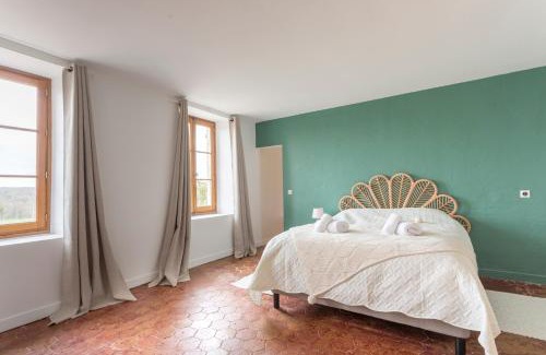 Lavilletertre House | Experience Maison Valeli: Family-Friendly Getaway Near Paris