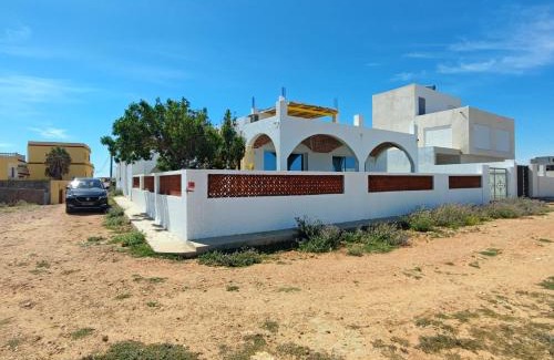 El Haouaria House | Oceanfront Maison vue mer in Elhaouaria, Tunisia - Rated 10/10
