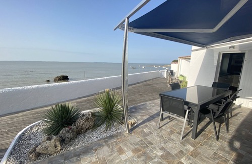 Angoulins House | Seaside Retreat with Heated Pool near La Rochelle