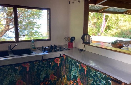 Saint-Leu House | Relax at Maison vue Mer with Pool and Ocean Views