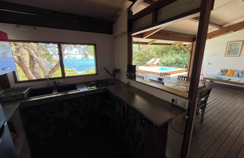 Saint-Leu House | Relax at Maison vue Mer with Pool and Ocean Views