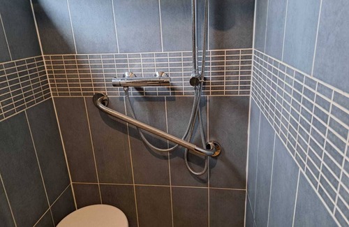 Houilles House | Maison: Free Wi-Fi, Pet-Friendly Near Paris Attractions