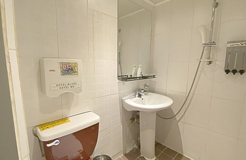 Namyeong-dong Hotel | Budget-Friendly Stay Near Sookmyung University with Breakfast