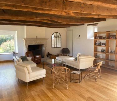 Surzur House | Inviting Maisonbel Gîte in Brittany with Oceanfront Views