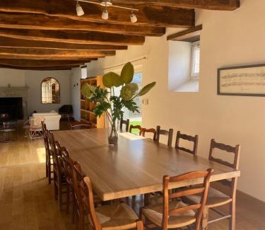 Surzur House | Inviting Maisonbel Gîte in Brittany with Oceanfront Views