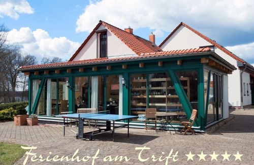 Bad Saarow Apartment | Top-Rated Maisonette Apt. with Lake Access & Spa Retreat