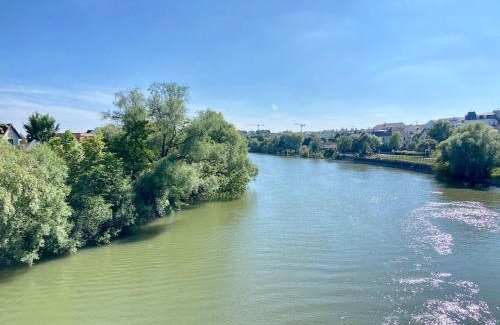 Bry-sur-Marne House | Comfortable Maisonette ESKIA: Ideal for Families and Pets