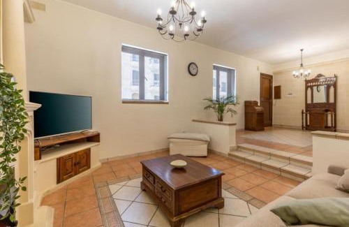 San Tumas House | Charming Maisonette in South Malta, Ideal for Families