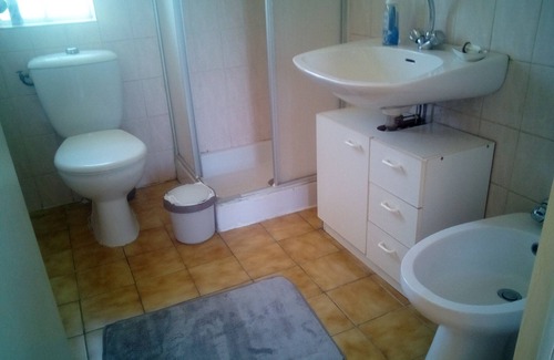 Verniolle House | Discover a Maisonette with Private Pool & Pet-Friendly Perks