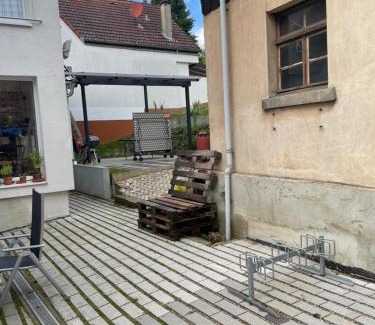 Buhl Apartment | Kid-Friendly Maisonette Wohnung am Hänferdorf - Rated 9.8