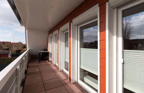 Norddeich Apartment | Guest Rated 10/10: Maisonette with Ocean View and Pool