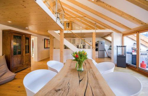 Unterwoessen Apartment | Relax at Maisonettewohnung am Wössener See - 4-Star Retreat