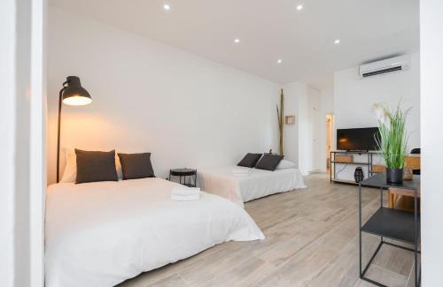 Mazargues House | Comfortable MaisonMars Apartments Near Vélodrome with Terrace