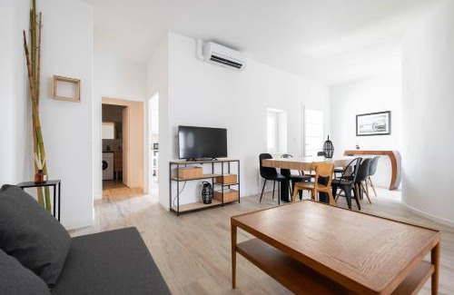 Mazargues House | Comfortable MaisonMars Apartments Near Vélodrome with Terrace