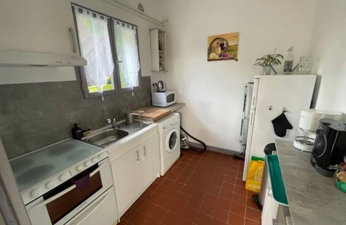 Noyers-sur-Cher House | Cozy Maisonnette for Families in Beautiful Domain