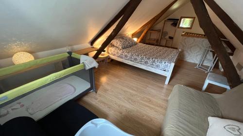 Balleroy House | Serene Maisonnette: Family-Friendly Retreat Awaits You
