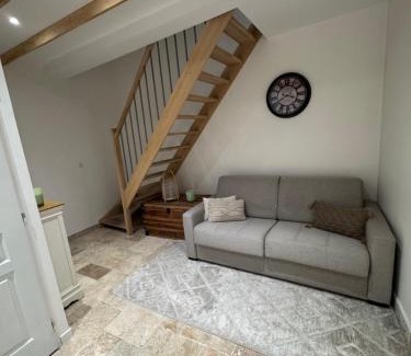 Mouy Apartment | Tranquil Maisonnette: Perfect Family Getaway with Top Reviews