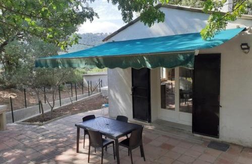 Sillans-la Cascade House | Inviting Maisonnette in Verdon: Pet & Child Friendly Escape