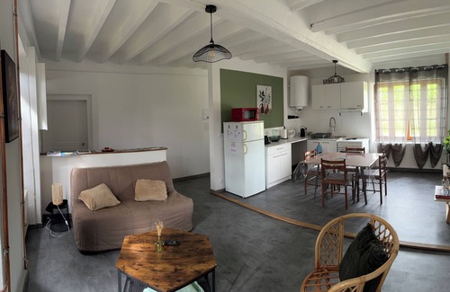 Douillet House | Guest Rated 10/10: Maisonnette de Campagne with Ocean View