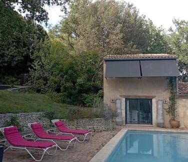 Saint-Saturnin-les-Apt House | maisonnette provençale piscine le petit colibri