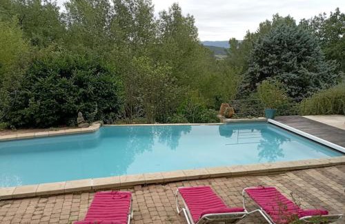 Saint-Saturnin-les-Apt House | maisonnette provençale piscine le petit colibri