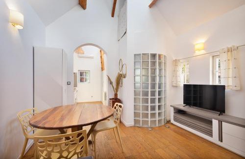 Rambouillet House | Oceanfront Maisonnette Rambouillet - Rated 8.7/10 by Guests