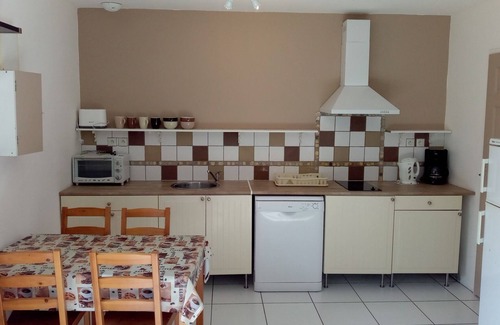 Gastes House | Quiet Maisonnette T2 with Pool - Guest Rated 10/10