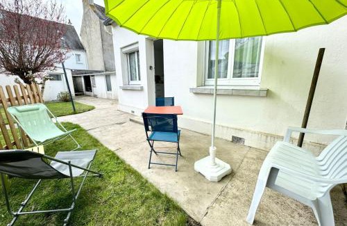 Port-Louis Apartment | Comfortable Maisonnette Near Beaches and Town Center