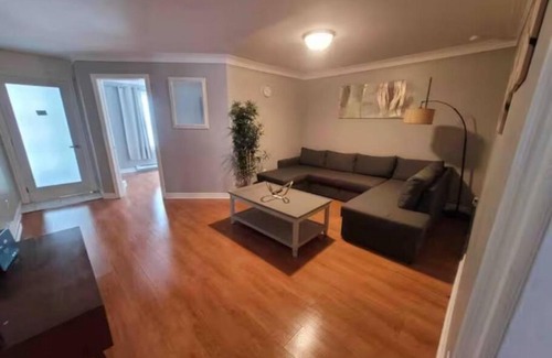 Hull Apartment | Discover Maisonneuve Gatineau for Your Next Getaway