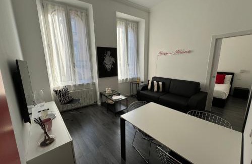 Carrobbio Apartment | Elegant Maisons Milano Via Torino: Pet & Child Friendly Stay