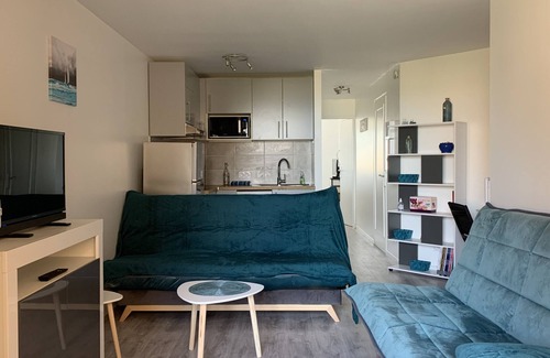 Lacanau-Ocean Apartment | Oceanfront Retreat at Maisons Ocean 38 - Guest Rated: 10/10