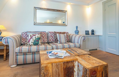 Kampen Apartment | Cozy Kampensuite Apartment with Oceanfront Pool Access