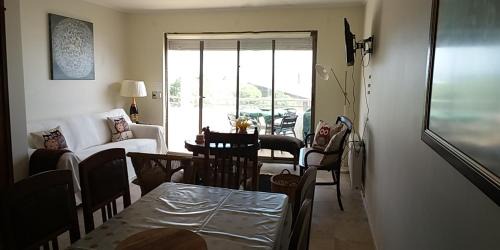 Maitencillo Apartment | Oceanfront Maitencillo Opas Apartment with Guest Rated 9.1
