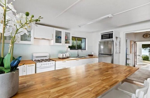 Augusta House | Discover Maizies View - A Unique Home with Scenic Vistas
