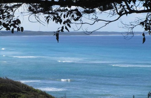 Augusta House | Discover Maizies View - A Hidden Gem with Ocean Bliss