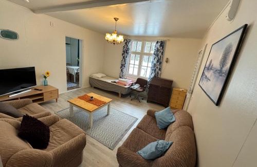 Kannus Apartment | Budget-Friendly Stay at Majatalo Esko - Great Location