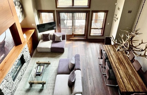 Versant Soleil Condo | Inviting 3-Bedroom Condo with Pool at the Slopes